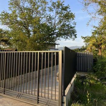 Продается Дом, 200 м²