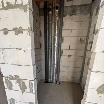 Продается 1-комнатная квартира, 42 м²