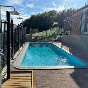 Продается 1-комнатная квартира, 42 м²