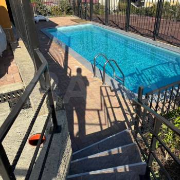 Продается 1-комнатная квартира, 42 м²