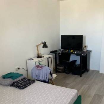 Продается 2-х комнатная квартира, 42 м²