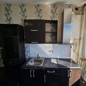 Продается 3-х комнатная квартира, 45 м²