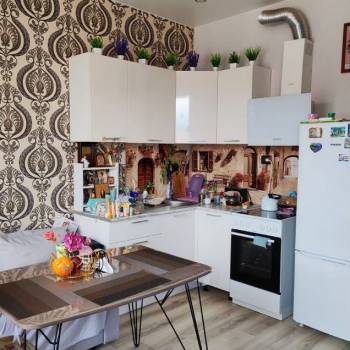 Продается 1-комнатная квартира, 30 м²