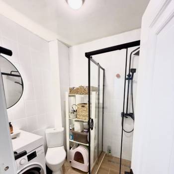 Продается 1-комнатная квартира, 40 м²