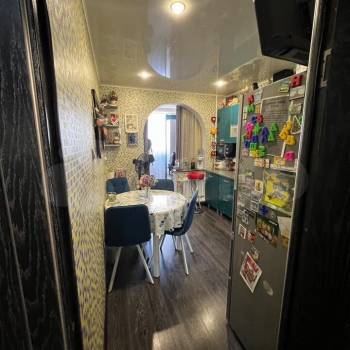 Продается 1-комнатная квартира, 49,8 м²