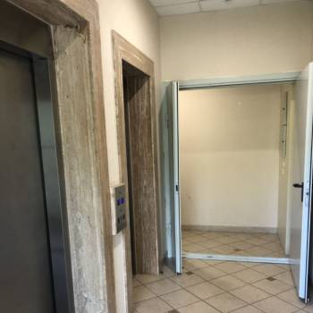 Сдается Многокомнатная квартира, 60 м²