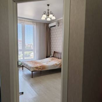 Продается 1-комнатная квартира, 37 м²