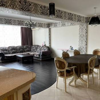 Сдается 2-х комнатная квартира, 87 м²
