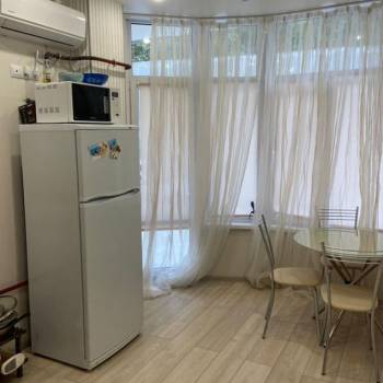 Продается 1-комнатная квартира, 28 м²