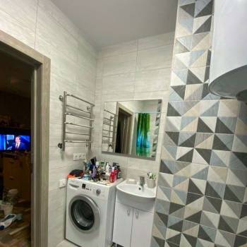 Продается 1-комнатная квартира, 40 м²