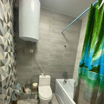 Продается 1-комнатная квартира, 40 м²