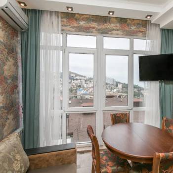 Продается 1-комнатная квартира, 43 м²