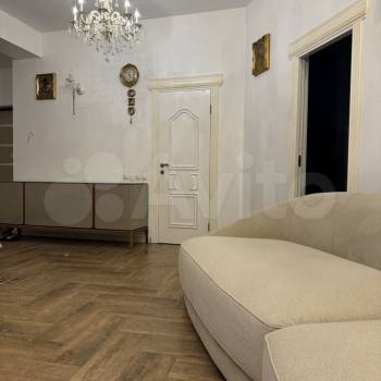 Продается Многокомнатная квартира, 110 м²