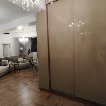 Продается Многокомнатная квартира, 110 м²