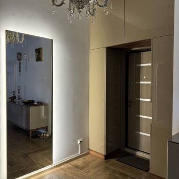 Продается Многокомнатная квартира, 110 м²