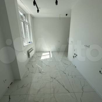 Продается 1-комнатная квартира, 36 м²