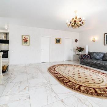 Продается Дом, 300 м²