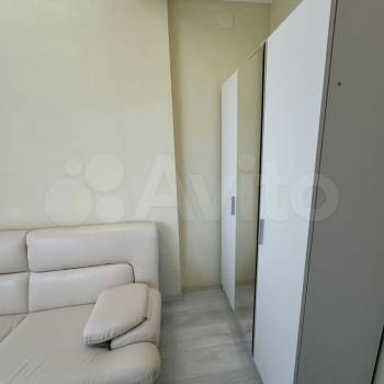 Продается 2-х комнатная квартира, 42 м²