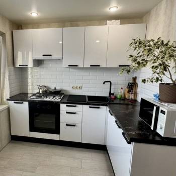 Продается 1-комнатная квартира, 36 м²