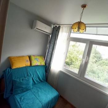 Продается 1-комнатная квартира, 27 м²