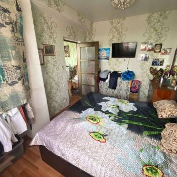 Продается Многокомнатная квартира, 81,2 м²