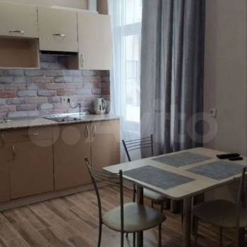 Продается 1-комнатная квартира, 32 м²