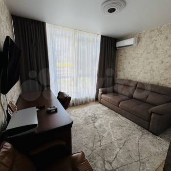 Продается Многокомнатная квартира, 81 м²