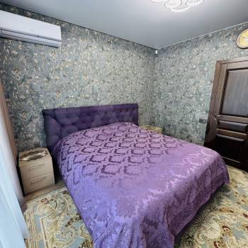 Продается Многокомнатная квартира, 81 м²