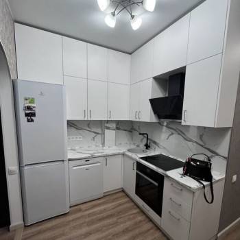 Продается 1-комнатная квартира, 35 м²
