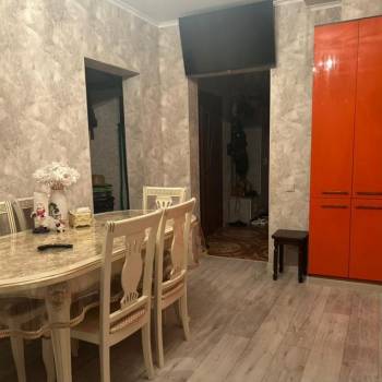 Продается 3-х комнатная квартира, 56,9 м²