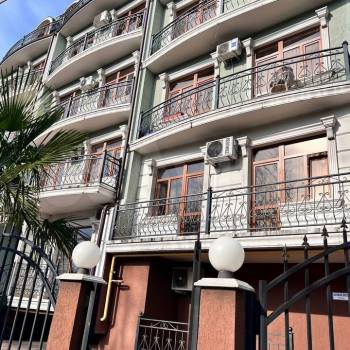 Продается Многокомнатная квартира, 93 м²