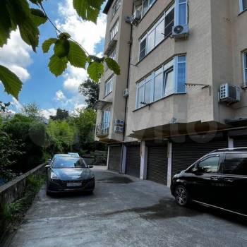 Продается 1-комнатная квартира, 95 м²