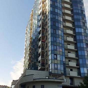 Продается 1-комнатная квартира, 49,1 м²