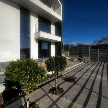 Продается Дом, 196 м²