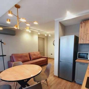 Продается 2-х комнатная квартира, 42 м²