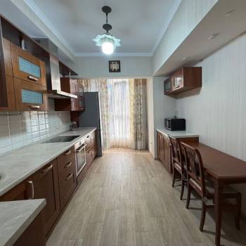 Продается 1-комнатная квартира, 38 м²