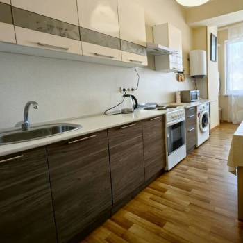 Продается 1-комнатная квартира, 37,8 м²