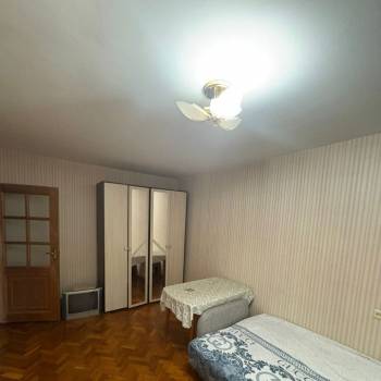 Сдается 1-комнатная квартира, 39 м²