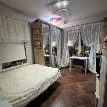 Продается 3-х комнатная квартира, 51,9 м²