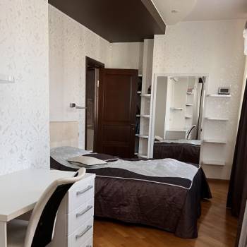 Продается 3-х комнатная квартира, 100 м²