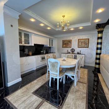 Продается 3-х комнатная квартира, 99 м²