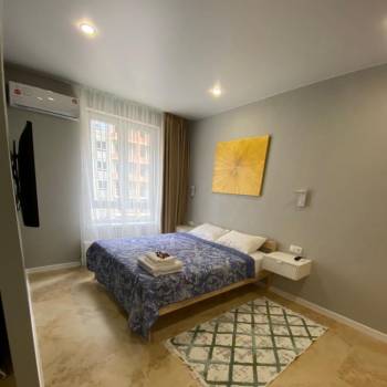 Продается 1-комнатная квартира, 37 м²