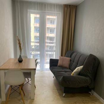 Продается 1-комнатная квартира, 37 м²