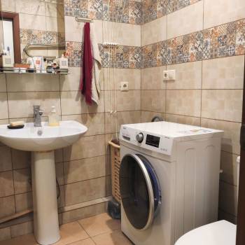 Продается 1-комнатная квартира, 47 м²