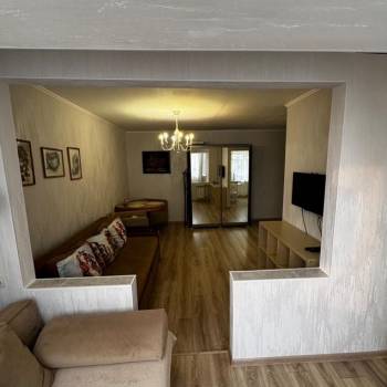 Продается 1-комнатная квартира, 32,7 м²