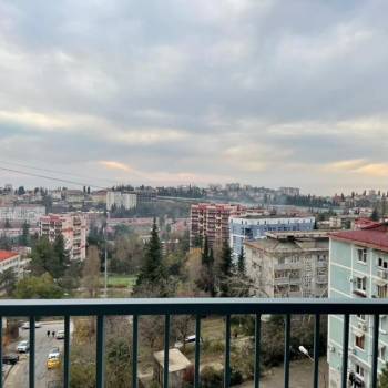 Продается 1-комнатная квартира, 57 м²