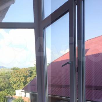 Продается 1-комнатная квартира, 82 м²