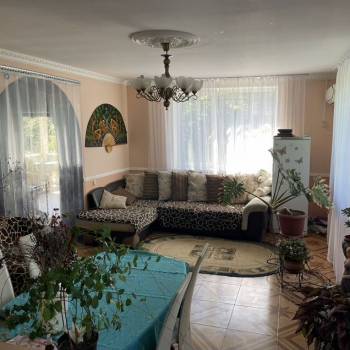 Продается Дом, 200 м²