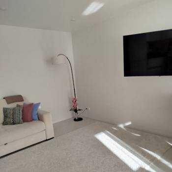 Продается 1-комнатная квартира, 47 м²