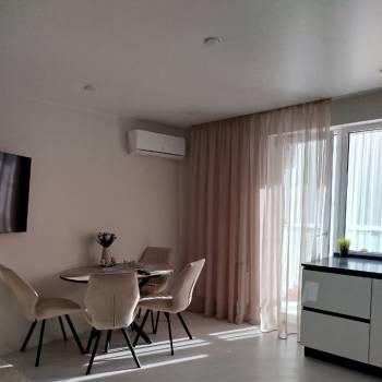 Продается 1-комнатная квартира, 47 м²